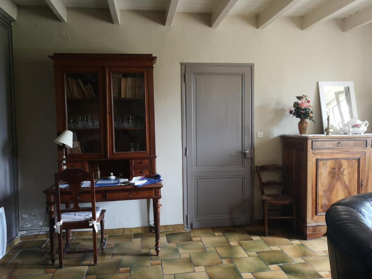 Chateau Vieux Mougnac Petit-Palais-et-Cornemps Esterno foto